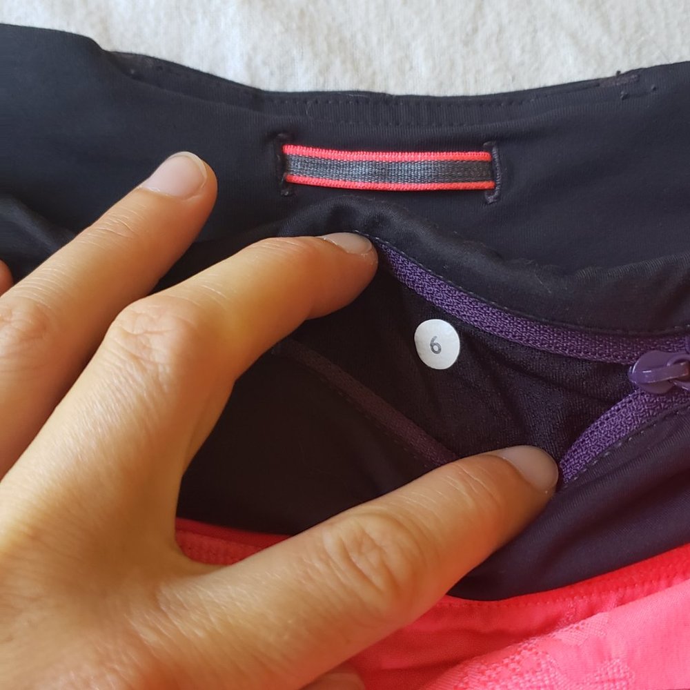 Lululemon Speed Up Shorts. Pink Size 6 - Picture 3 of 6